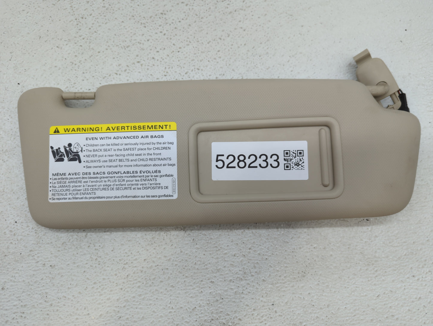2009-2012 Audi A4 Sun Visor Shade Replacement Passenger Right Mirror Fits Fits 2009 2010 2011 2012 OEM Used Auto Parts - Oem