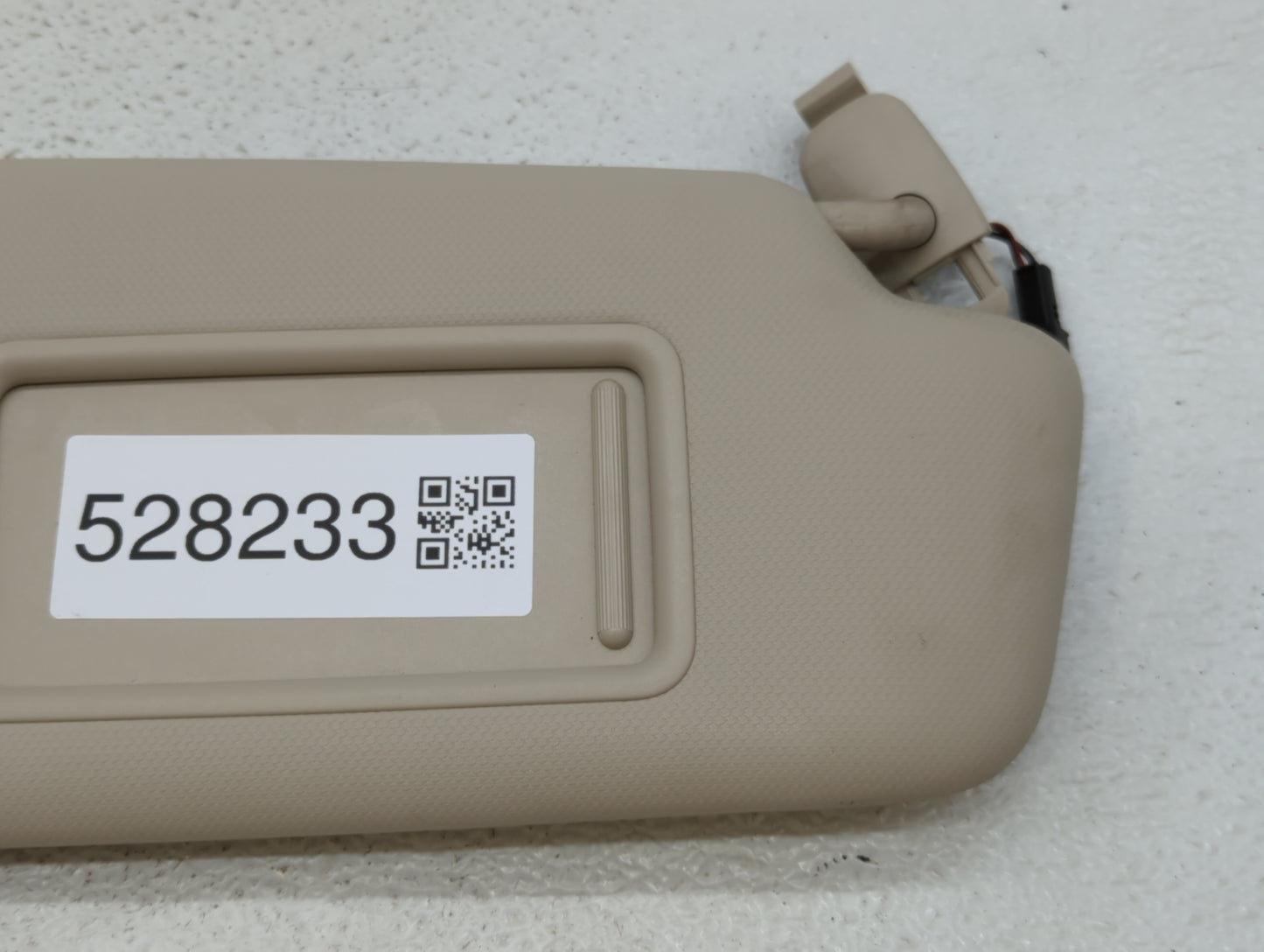 2009-2012 Audi A4 Sun Visor Shade Replacement Passenger Right Mirror Fits Fits 2009 2010 2011 2012 OEM Used Auto Parts - Oem