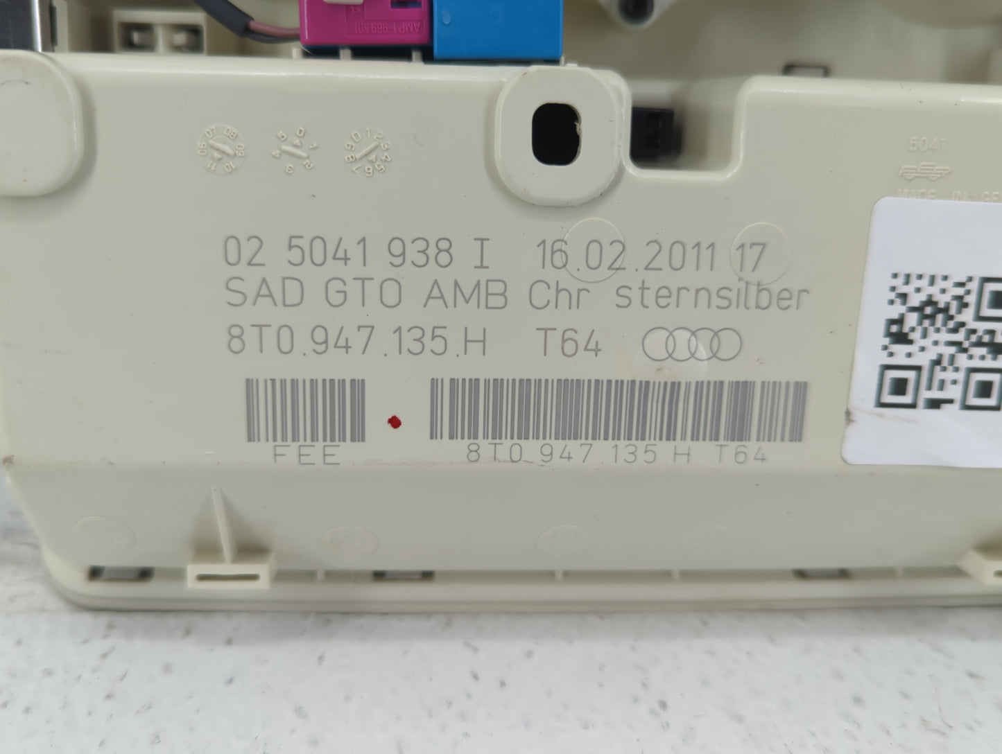 2012 Audi A4 Overhead Roof Console - Oemusedautoparts1.com