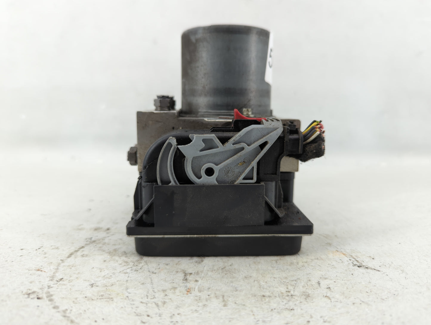 2010-2012 Audi A4 ABS Pump Control Module Replacement P/N:8K0 614 517 EH Fits Fits 2010 2011 2012 OEM Used Auto Parts - Oemu