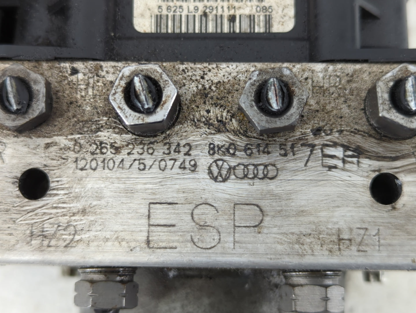 2010-2012 Audi A4 ABS Pump Control Module Replacement P/N:8K0 614 517 EH Fits Fits 2010 2011 2012 OEM Used Auto Parts - Oemu