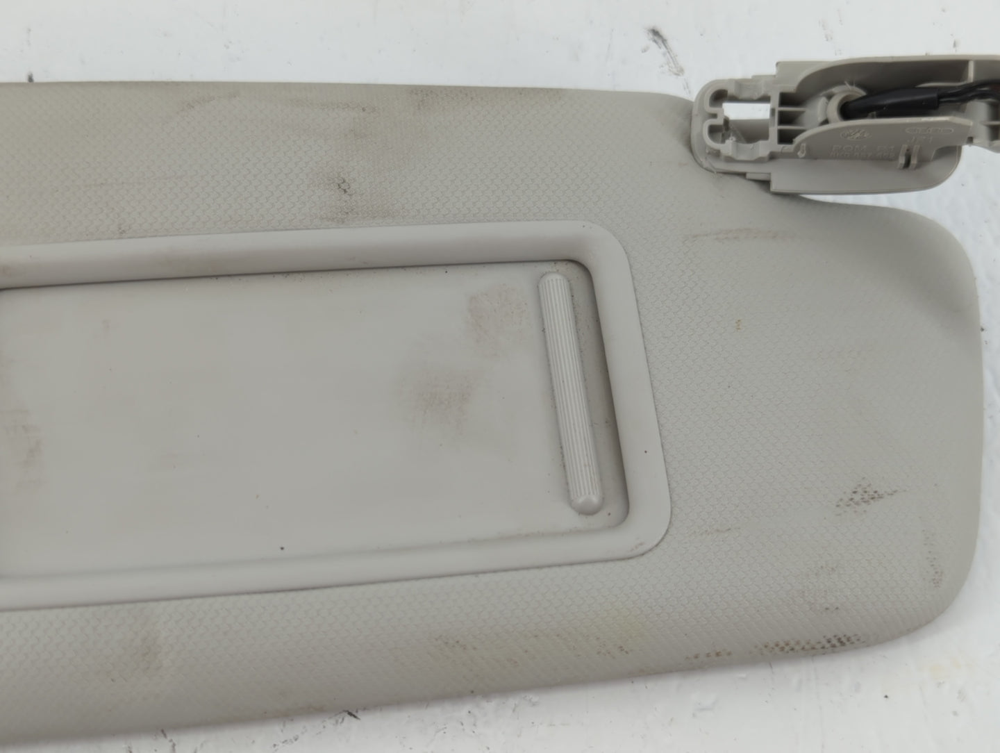 2009-2012 Audi A4 Sun Visor Shade Replacement Passenger Right Mirror Fits Fits 2009 2010 2011 2012 OEM Used Auto Parts - Oem