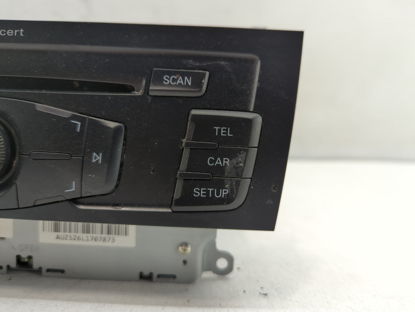 2010-2012 Audi A4 Am Fm Cd Player Radio Receiver - Oemusedautoparts1.com