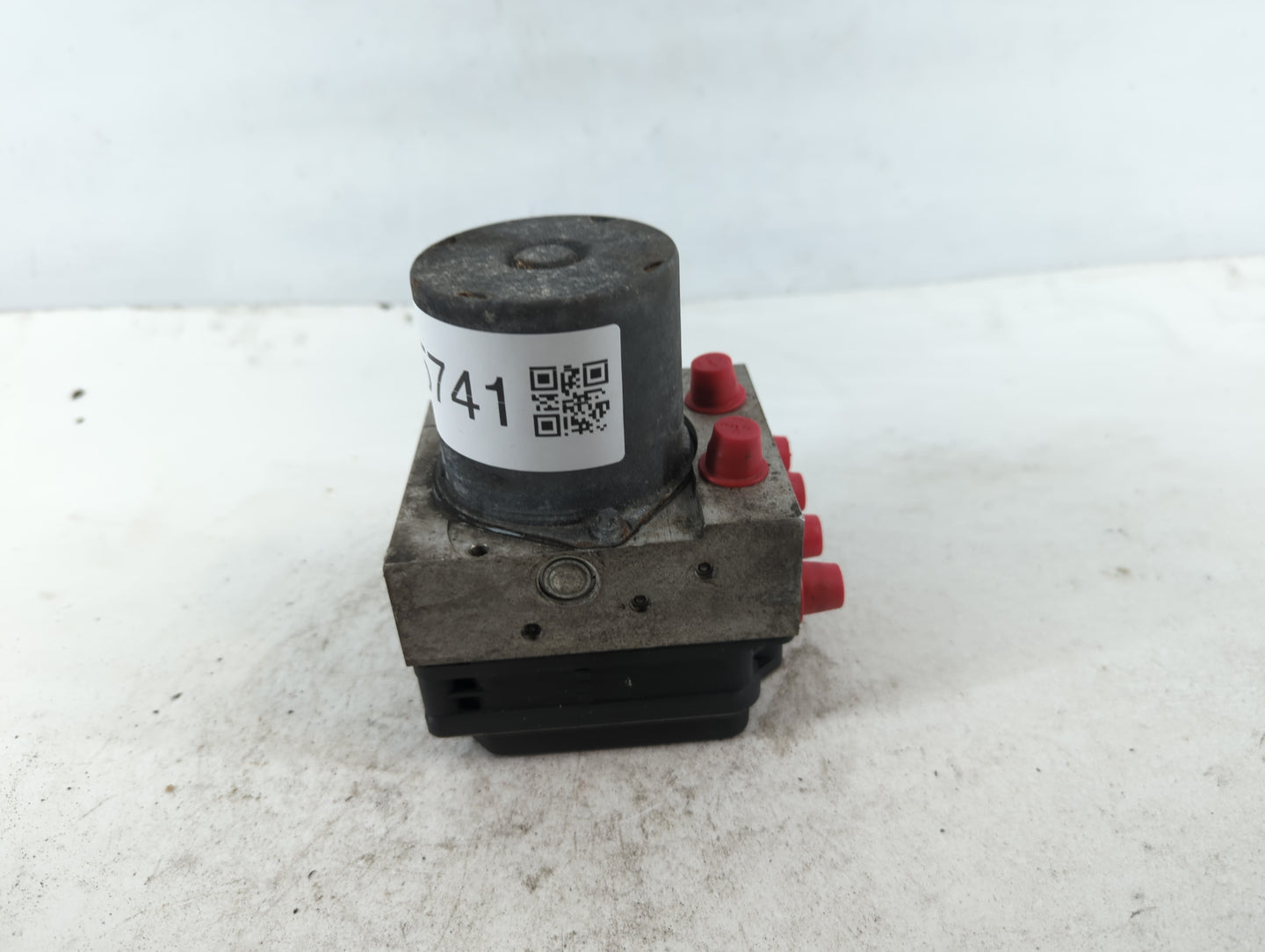 2011-2012 Audi A4 ABS Pump Control Module Replacement Fits Fits 2011 2012 OEM Used Auto Parts - Oemusedautoparts1.com