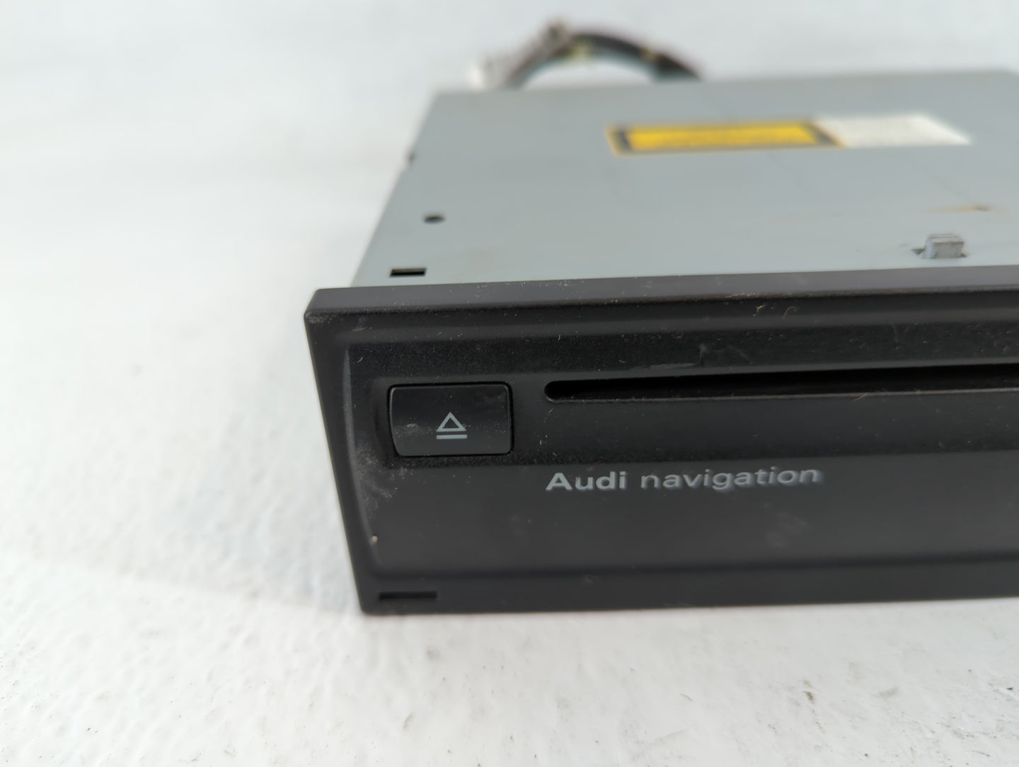 2012 Audi A4 Radio AM FM Cd Player Receiver Replacement P/N:4E0 919 887 M Fits OEM Used Auto Parts - Oemusedautoparts1.com