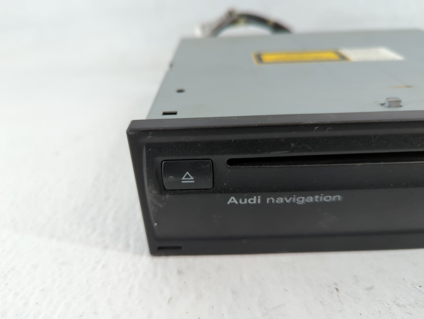 2012 Audi A4 Radio AM FM Cd Player Receiver Replacement P/N:4E0 919 887 M Fits OEM Used Auto Parts - Oemusedautoparts1.com