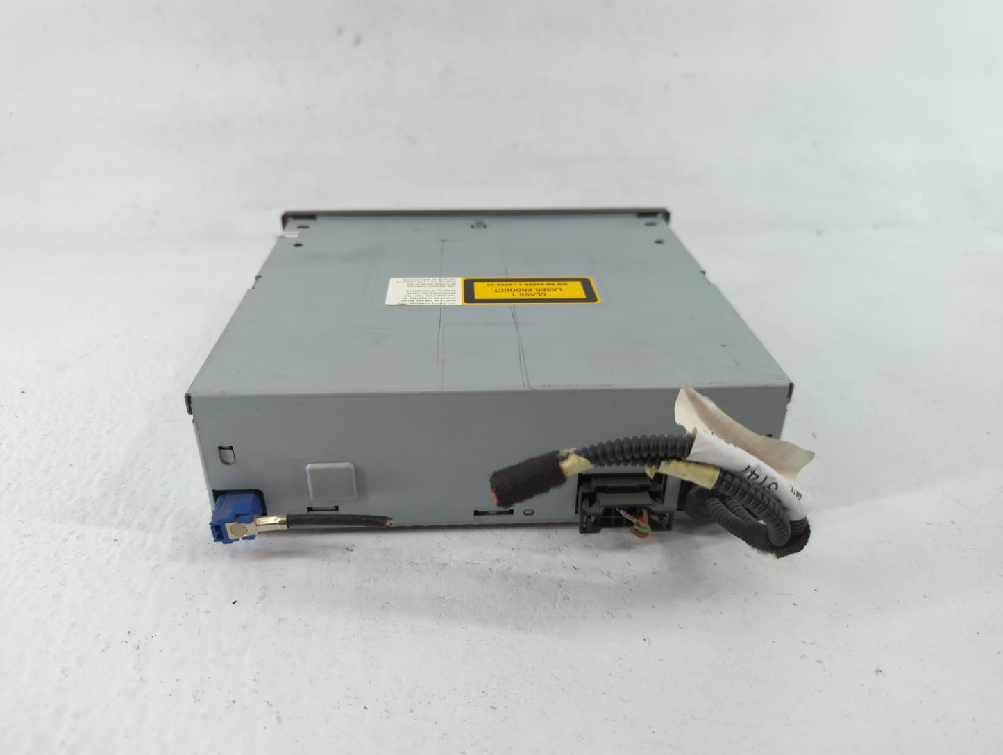 2012 Audi A4 Radio AM FM Cd Player Receiver Replacement P/N:4E0 919 887 M Fits OEM Used Auto Parts - Oemusedautoparts1.com