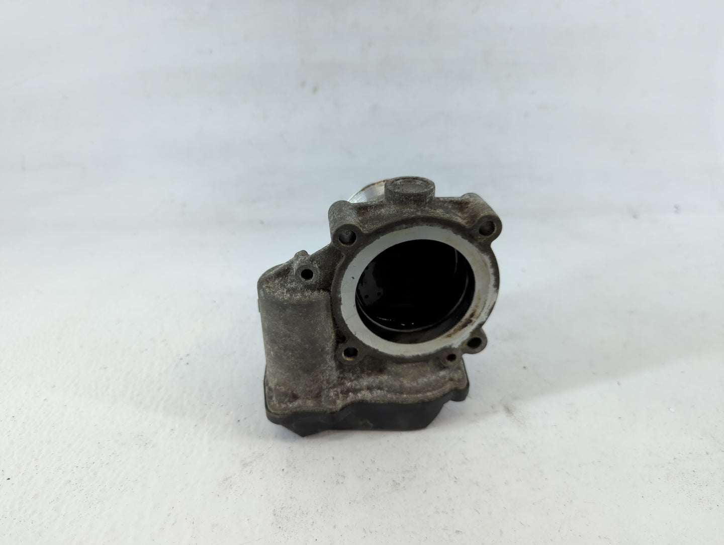 2005-2016 Audi A4 Throttle Body P/N:06F 133 062 A2C53390403 Fits OEM Used Auto Parts - Oemusedautoparts1.com