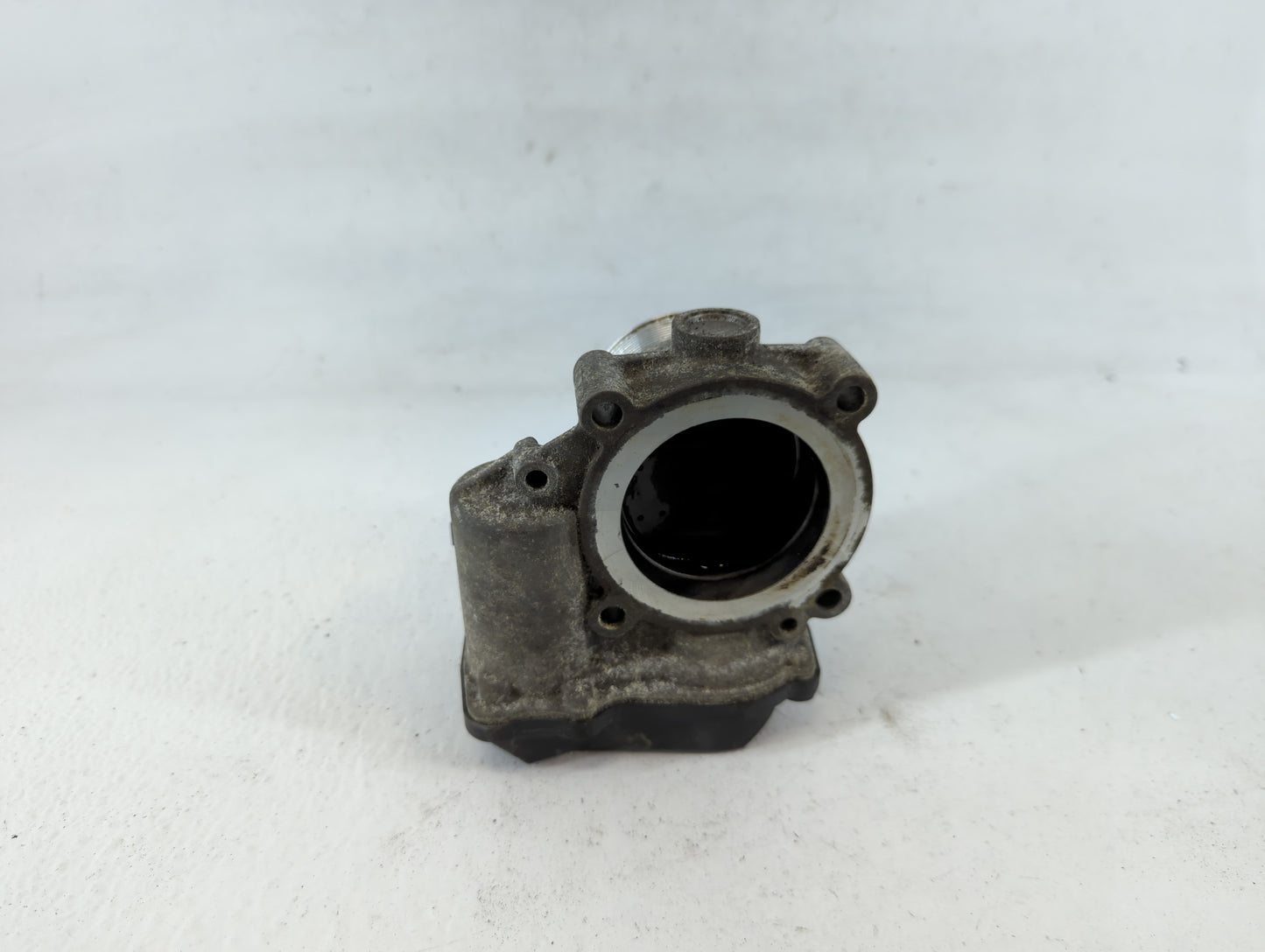 2005-2016 Audi A4 Throttle Body P/N:06F 133 062 A2C53390403 Fits OEM Used Auto Parts - Oemusedautoparts1.com