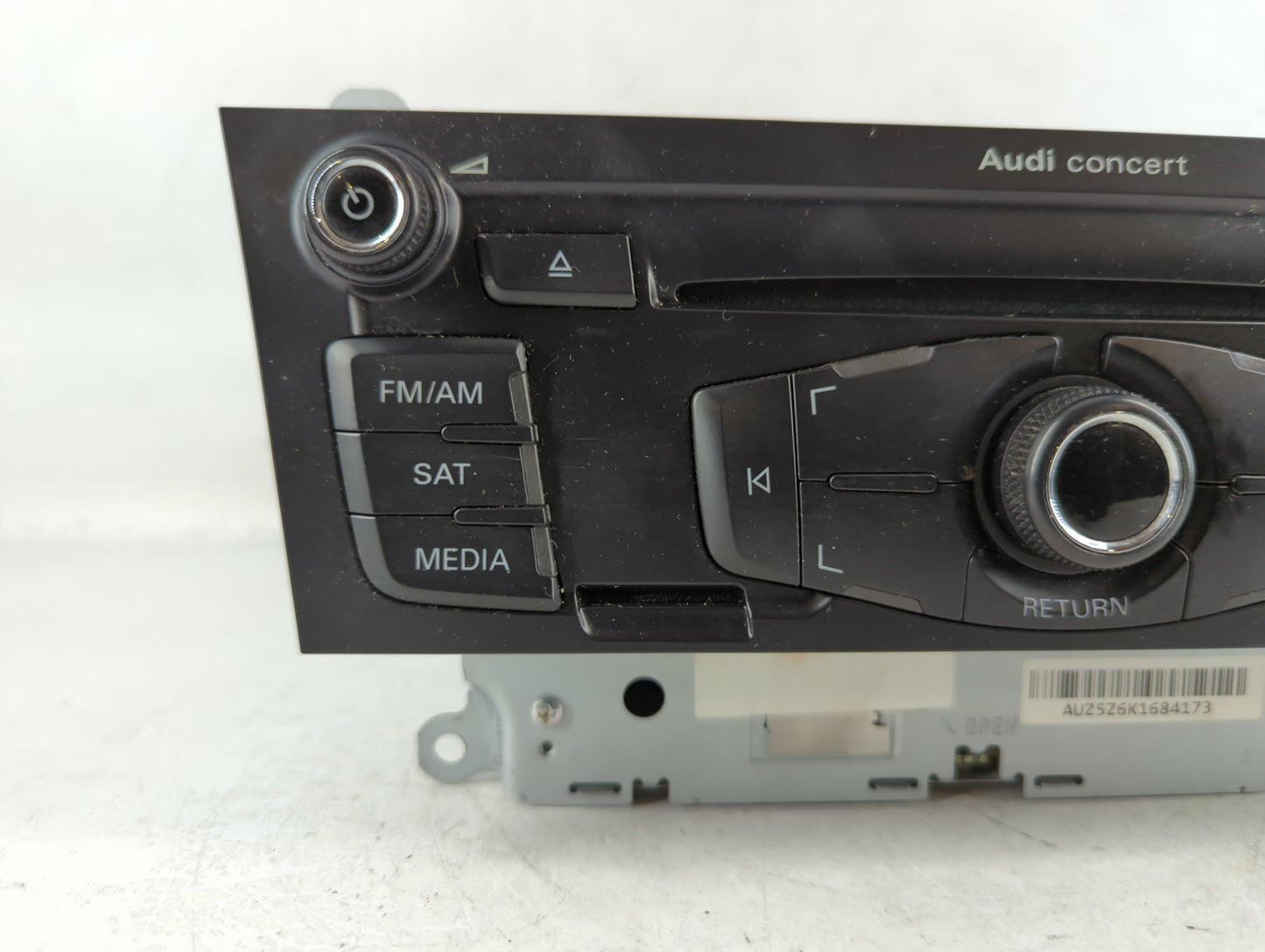 2010-2012 Audi A4 Am Fm Cd Player Radio Receiver - Oemusedautoparts1.com