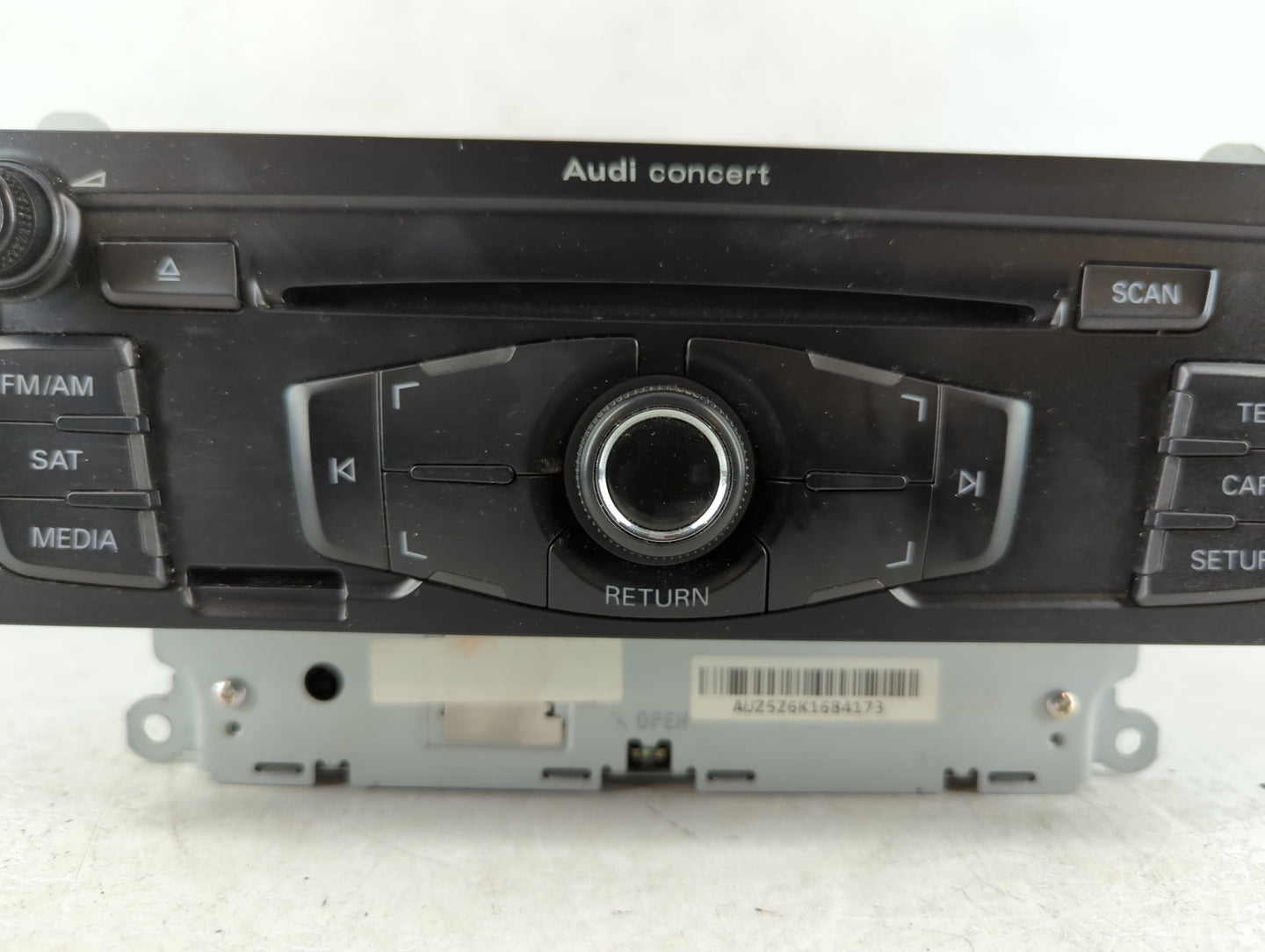 2010-2012 Audi A4 Am Fm Cd Player Radio Receiver - Oemusedautoparts1.com