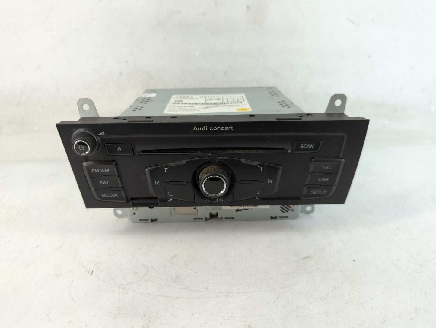 2010-2012 Audi A4 Radio AM FM Cd Player Receiver Replacement P/N:8T1 035 186 R Fits Fits 2010 2011 2012 2013 2014 2015 2016 