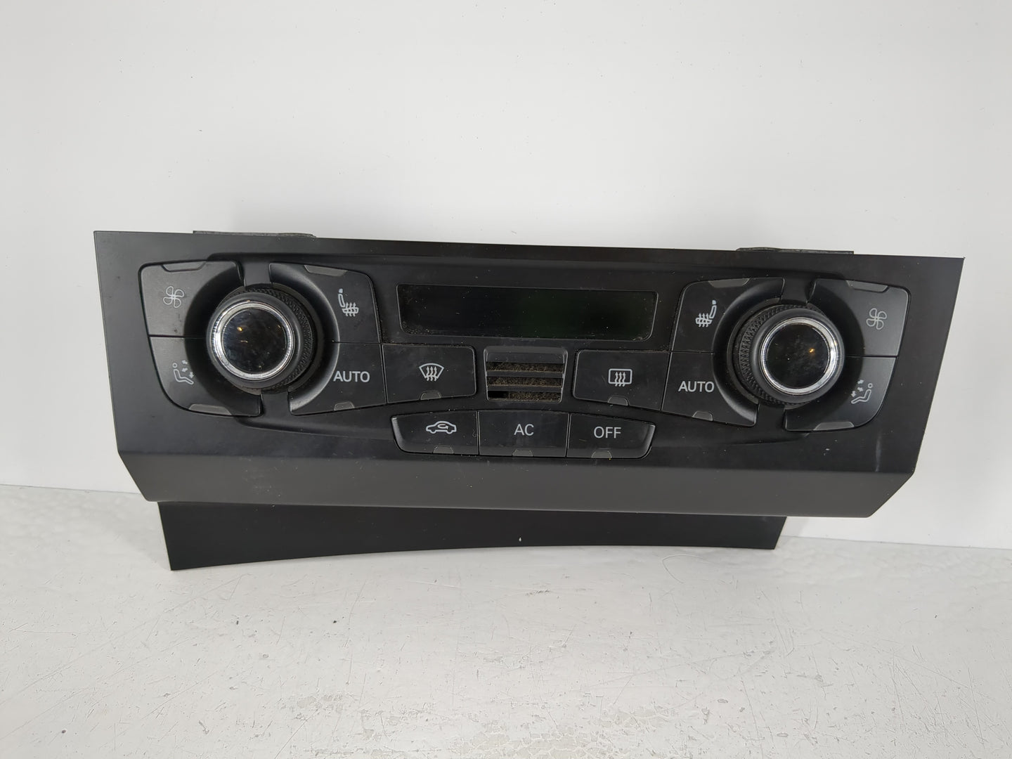 2010-2013 Audi A5 Climate Control Module Temperature AC/Heater Replacement P/N:8T1 820 043 AQ Fits Fits 2009 2010 2011 2012 