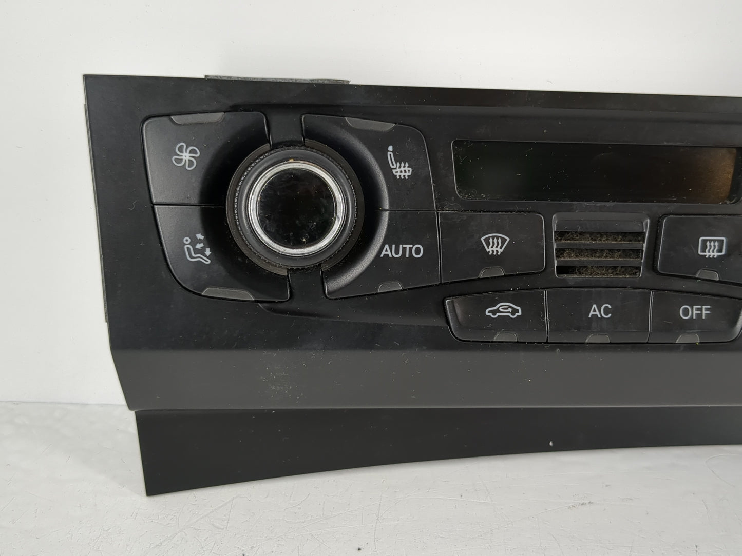 2010-2013 Audi A5 Climate Control Module Temperature AC/Heater Replacement P/N:8T1 820 043 AQ Fits Fits 2009 2010 2011 2012 