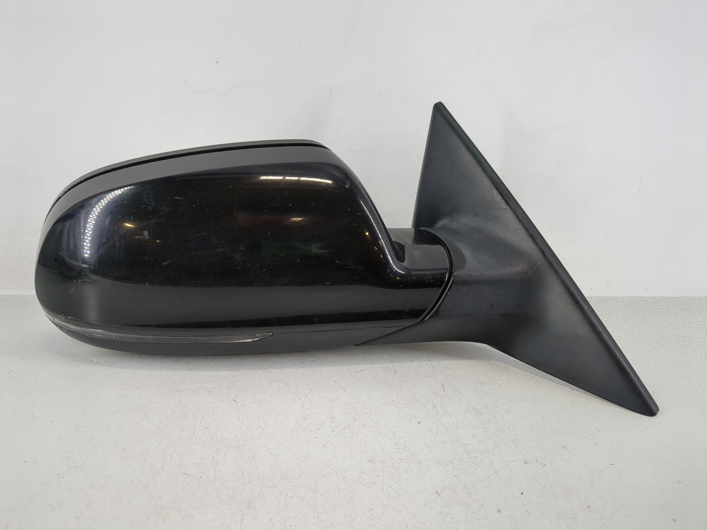 2010-2014 Audi A5 Passenger Side View Mirror - Right Door Mirror OEM Used - Oemusedautoparts1.com