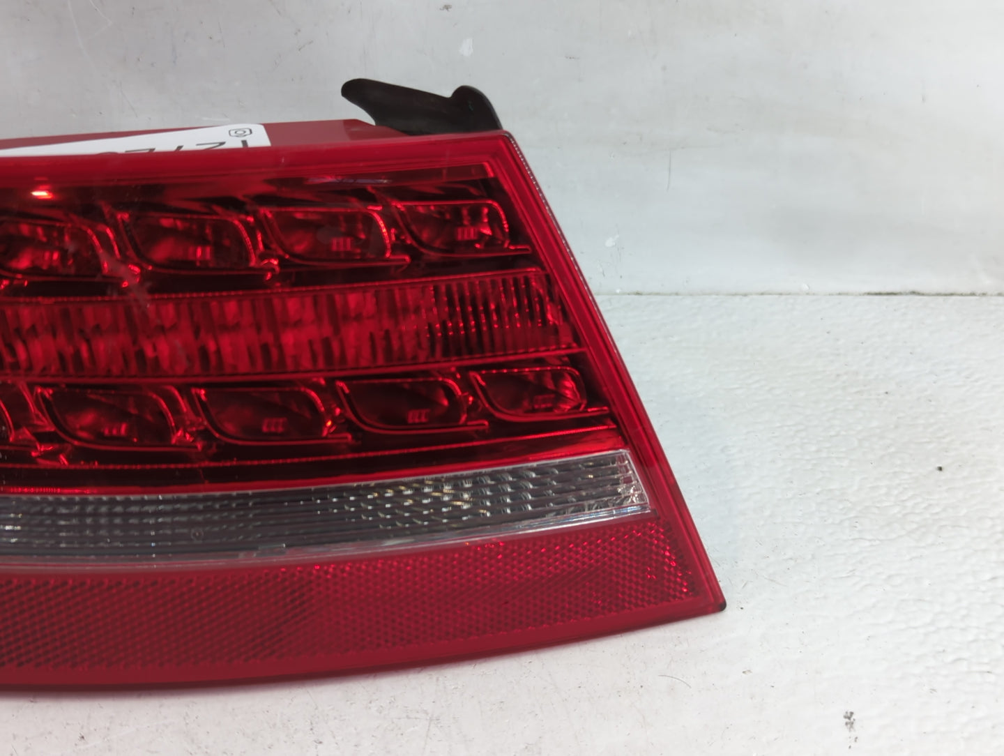2008-2012 Audi A5 Tail Light Assembly Driver Left OEM P/N:8T0945095E Fits Fits 2008 2009 2010 2011 2012 OEM Used Auto Parts 