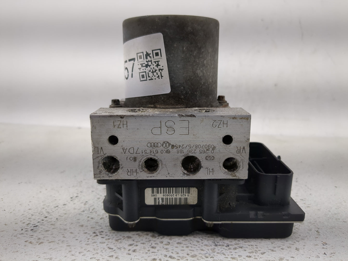2010-2012 Audi A5 ABS Pump Control Module Replacement P/N:8K0 614 51 0 265 236 188 Fits Fits 2010 2011 2012 OEM Used Auto Pa