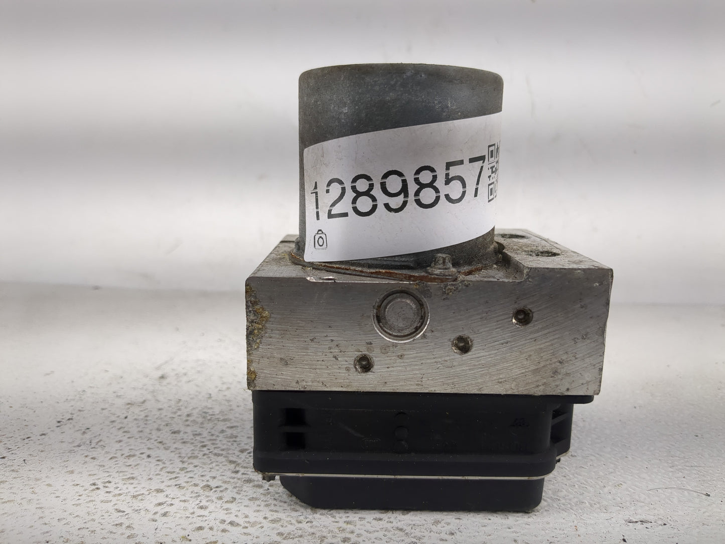 2010-2012 Audi A5 ABS Pump Control Module Replacement P/N:8K0 614 51 0 265 236 188 Fits Fits 2010 2011 2012 OEM Used Auto Pa