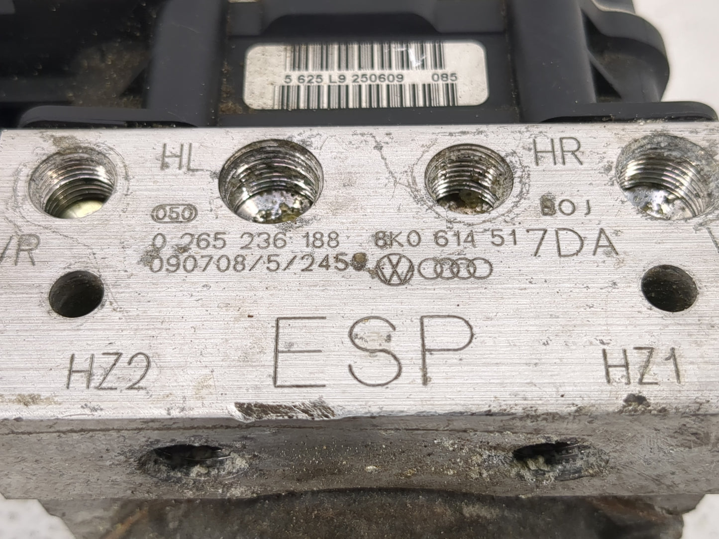 2010-2012 Audi A5 ABS Pump Control Module Replacement P/N:8K0 614 51 0 265 236 188 Fits Fits 2010 2011 2012 OEM Used Auto Pa