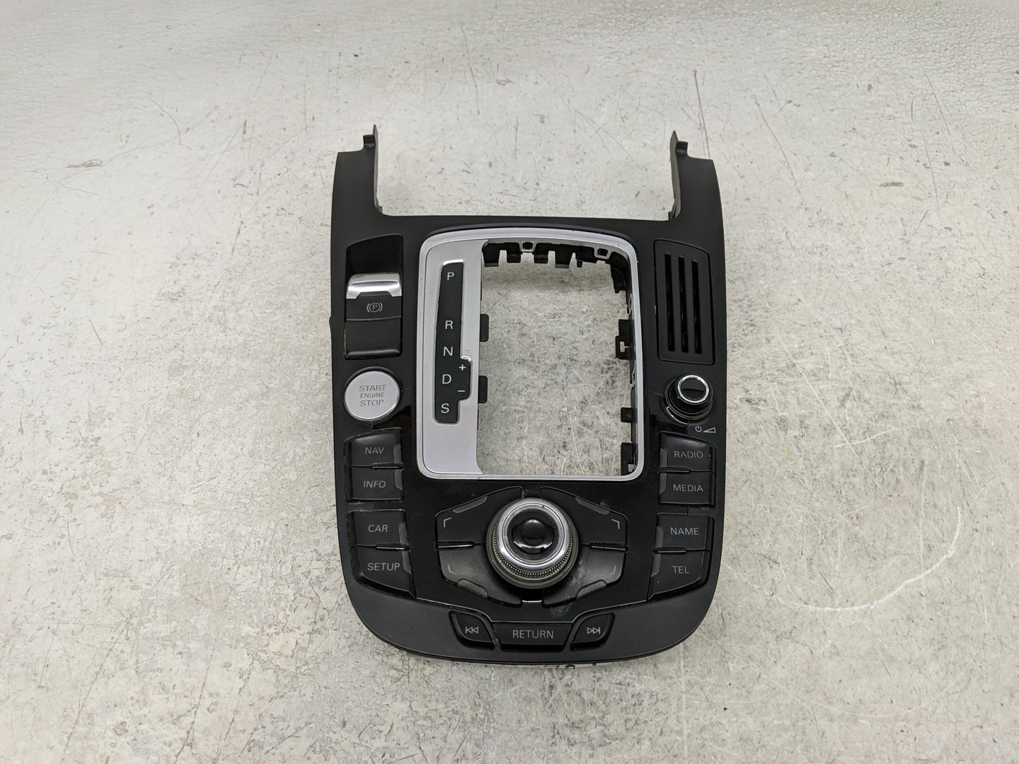 2010-2012 Audi A5 Radio Control Panel - Oemusedautoparts1.com