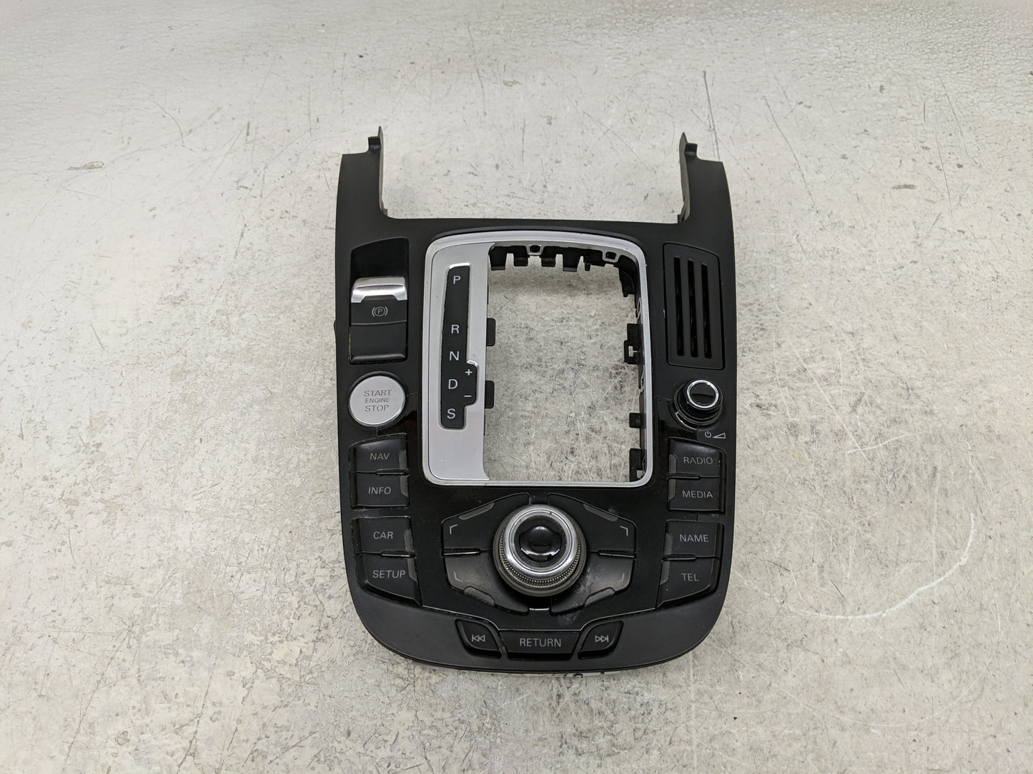 2010-2012 Audi A5 Radio Control Panel - Oemusedautoparts1.com
