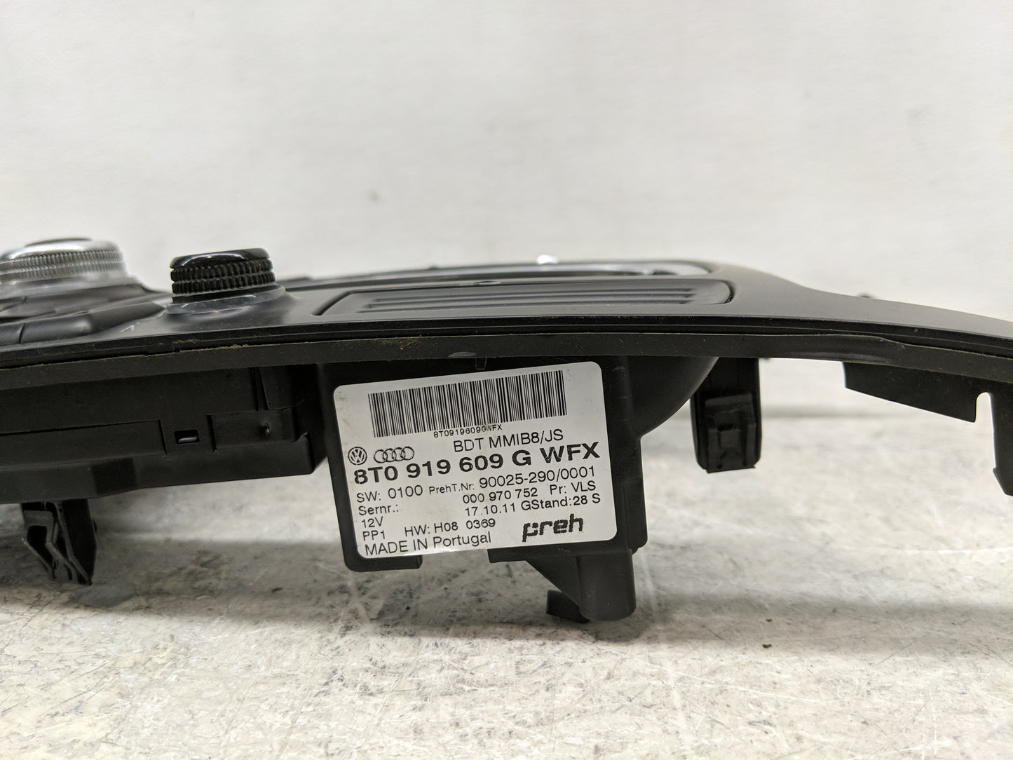 2010-2012 Audi A5 Radio Control Panel - Oemusedautoparts1.com