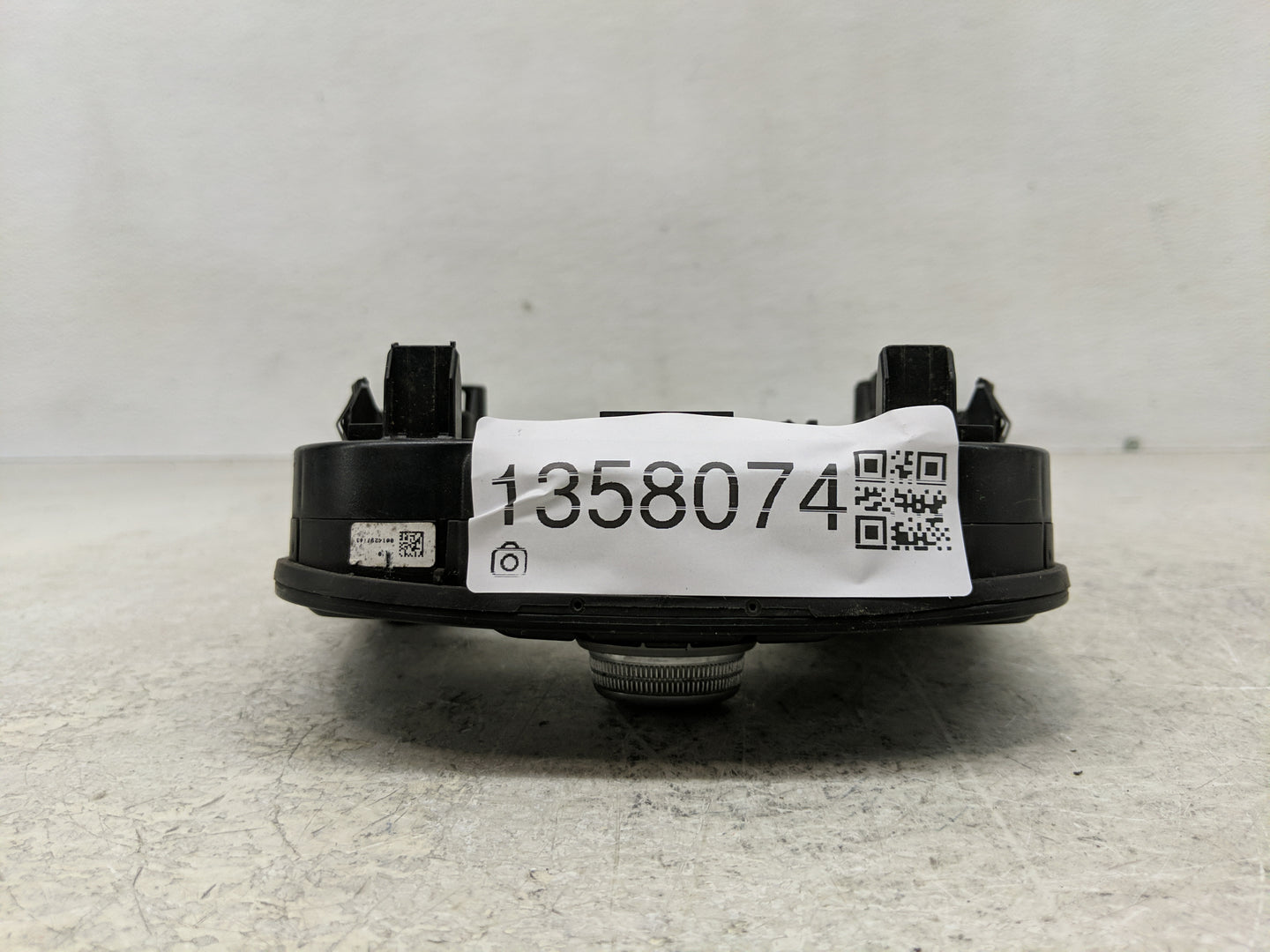 2010-2012 Audi A5 Radio Control Panel - Oemusedautoparts1.com