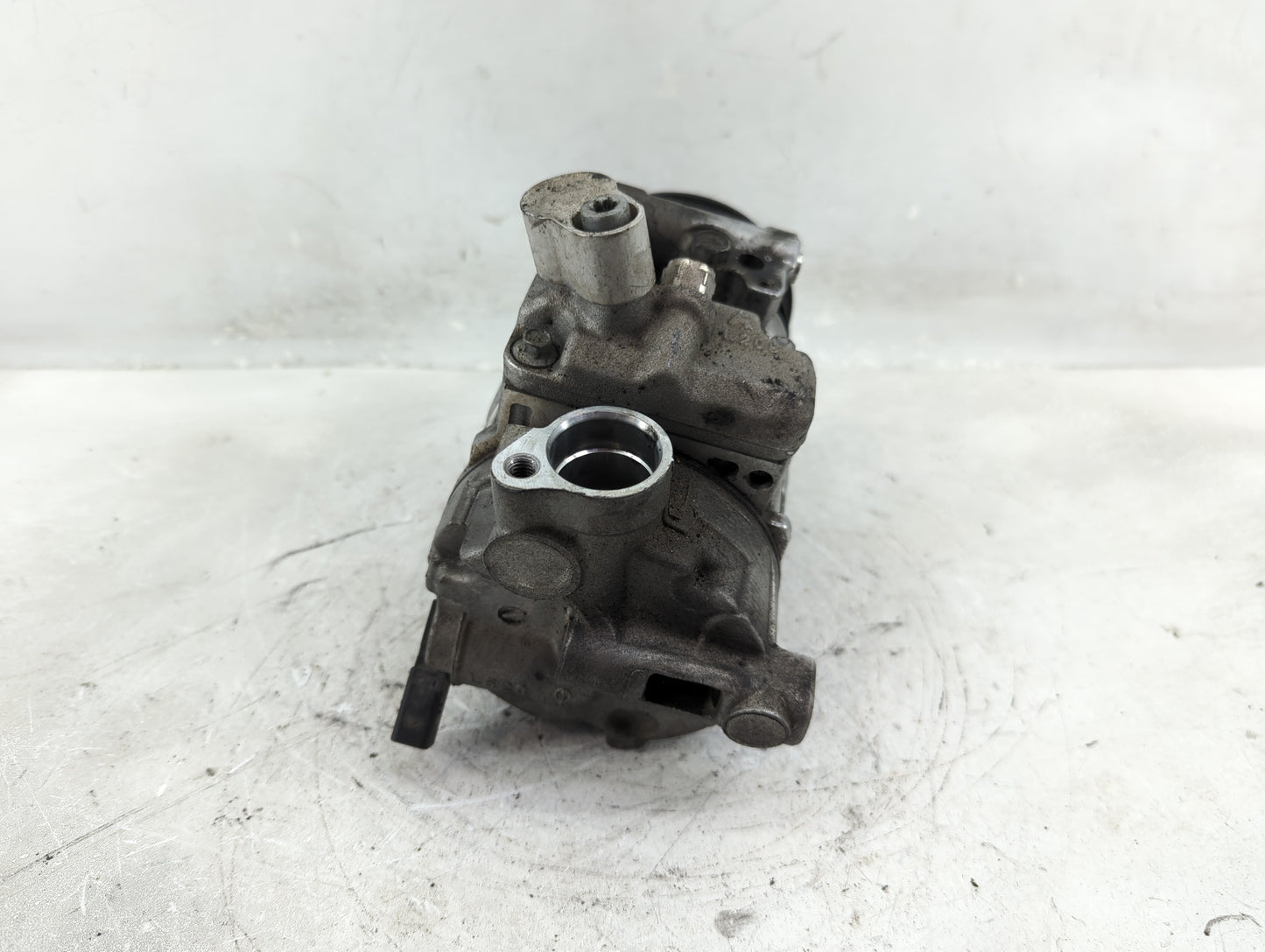 2010-2012 Audi A5 Air Conditioning A/c Ac Compressor Oem - Oemusedautoparts1.com