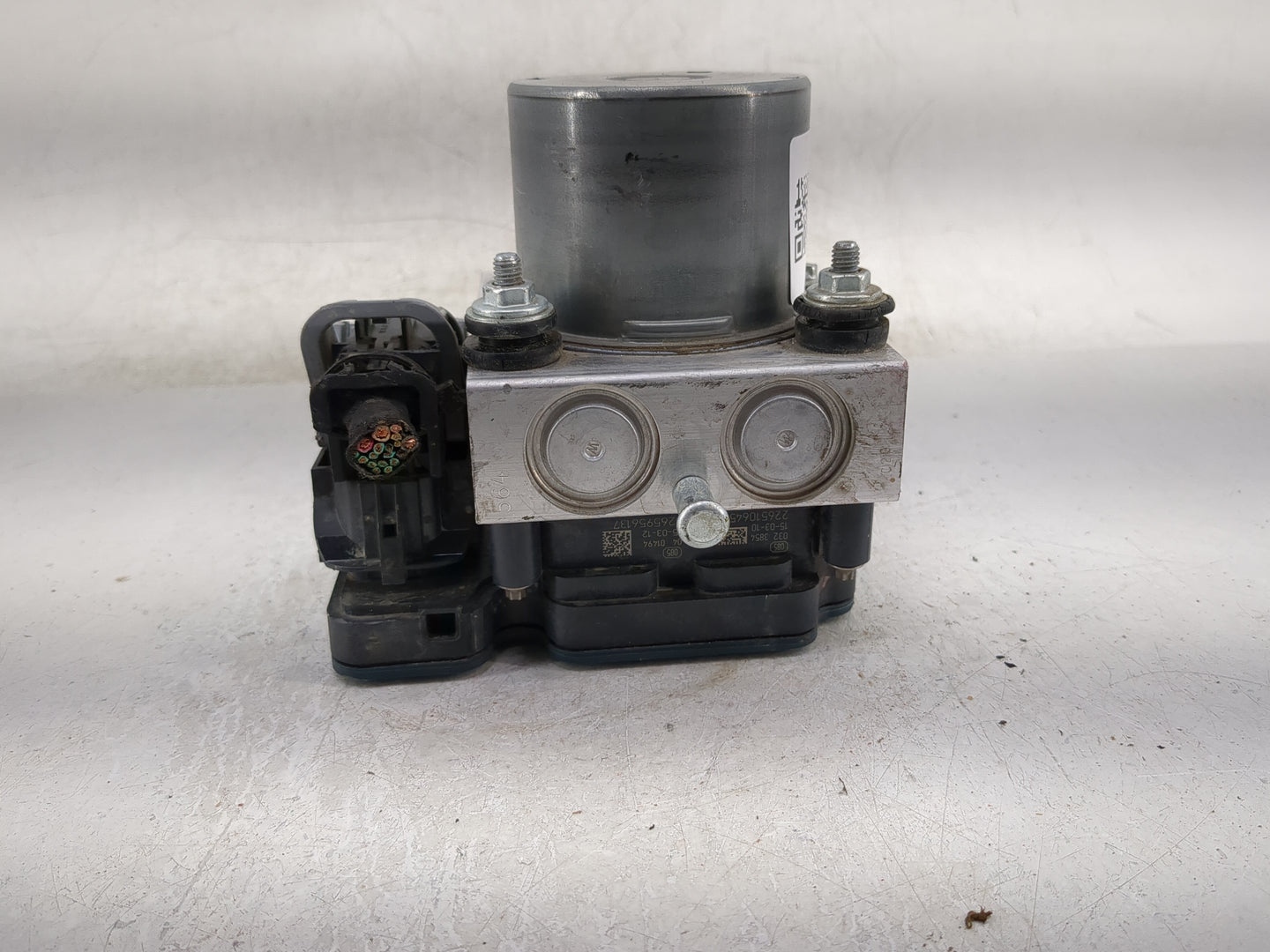 2010-2012 Audi A5 ABS Pump Control Module Replacement P/N:0265956137 2265106455, 8K0 614 51 Fits Fits 2010 2011 2012 OEM Use