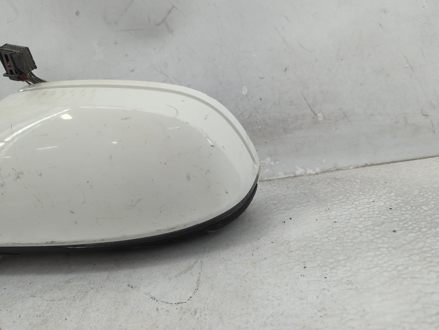 2012 Audi A5 Driver Left Side View Power Door Mirror White - Oemusedautoparts1.com