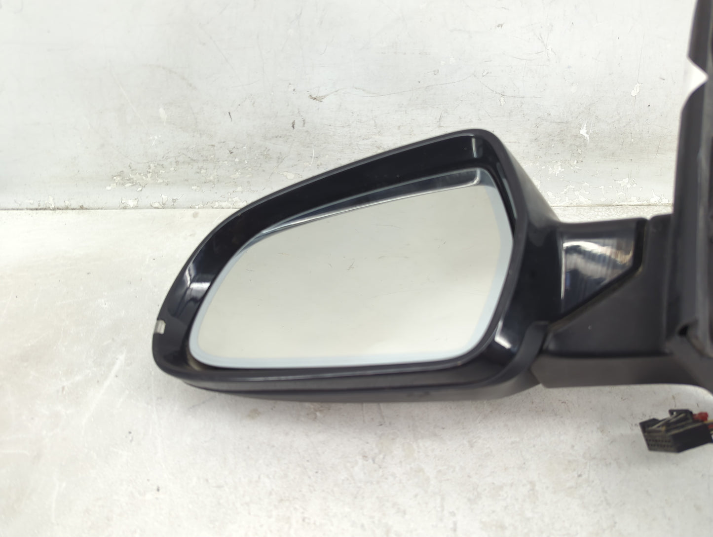 2009-2014 Audi A5 Driver Side View Mirror - Left Door Mirror OEM Used - Oemusedautoparts1.com
