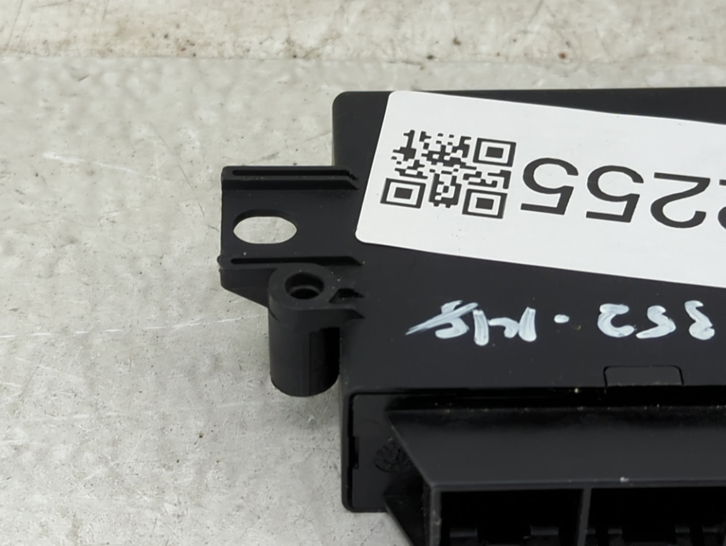 2011-2012 Audi A5 Driver Assist Control Module 8k0919475t|8p0919475m - Oemusedautoparts1.com