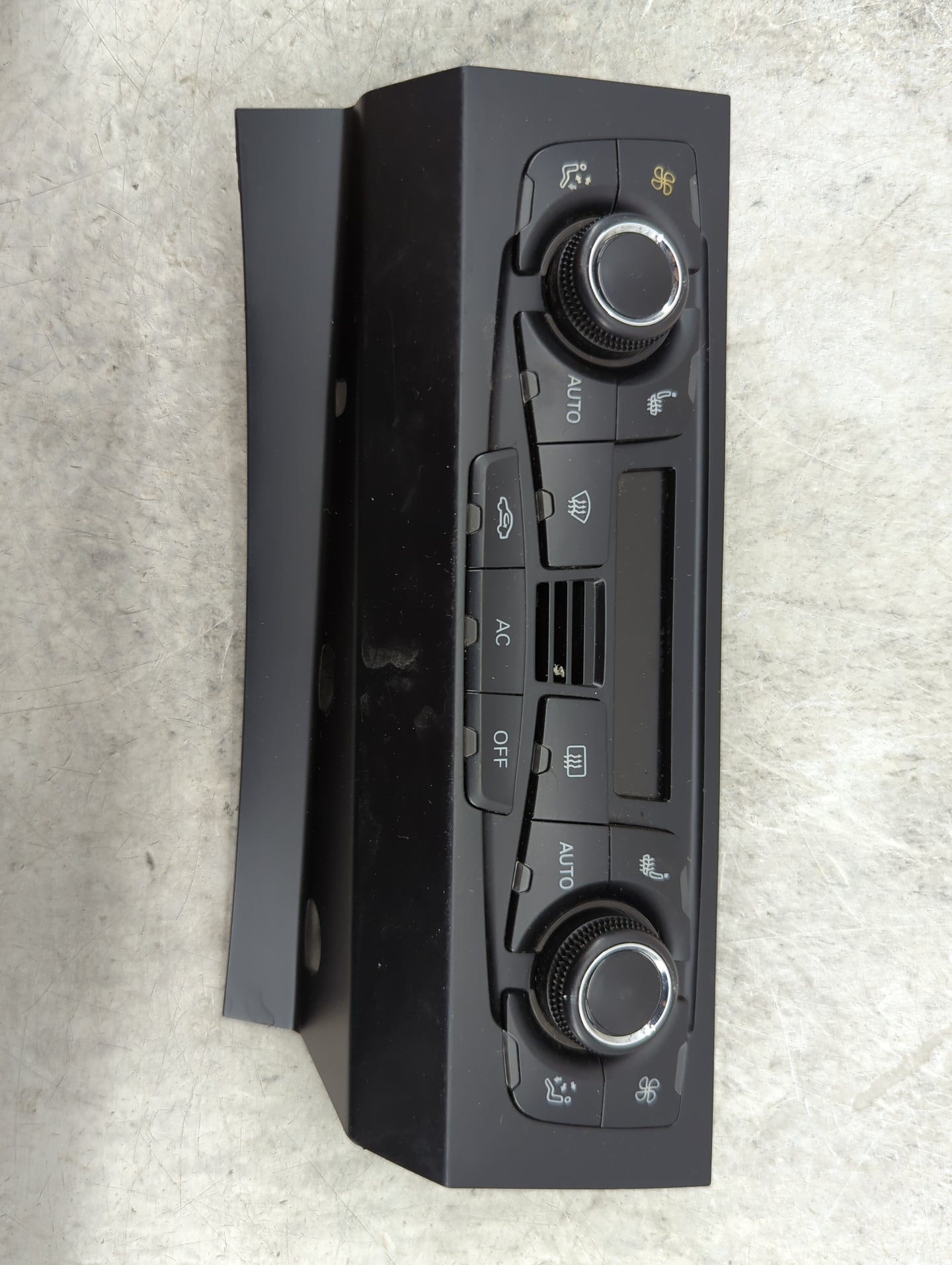 2010-2013 Audi A5 Climate Control Module Temperature AC/Heater Replacement P/N:8T1 820 043 AQ Fits Fits 2009 2010 2011 2012 