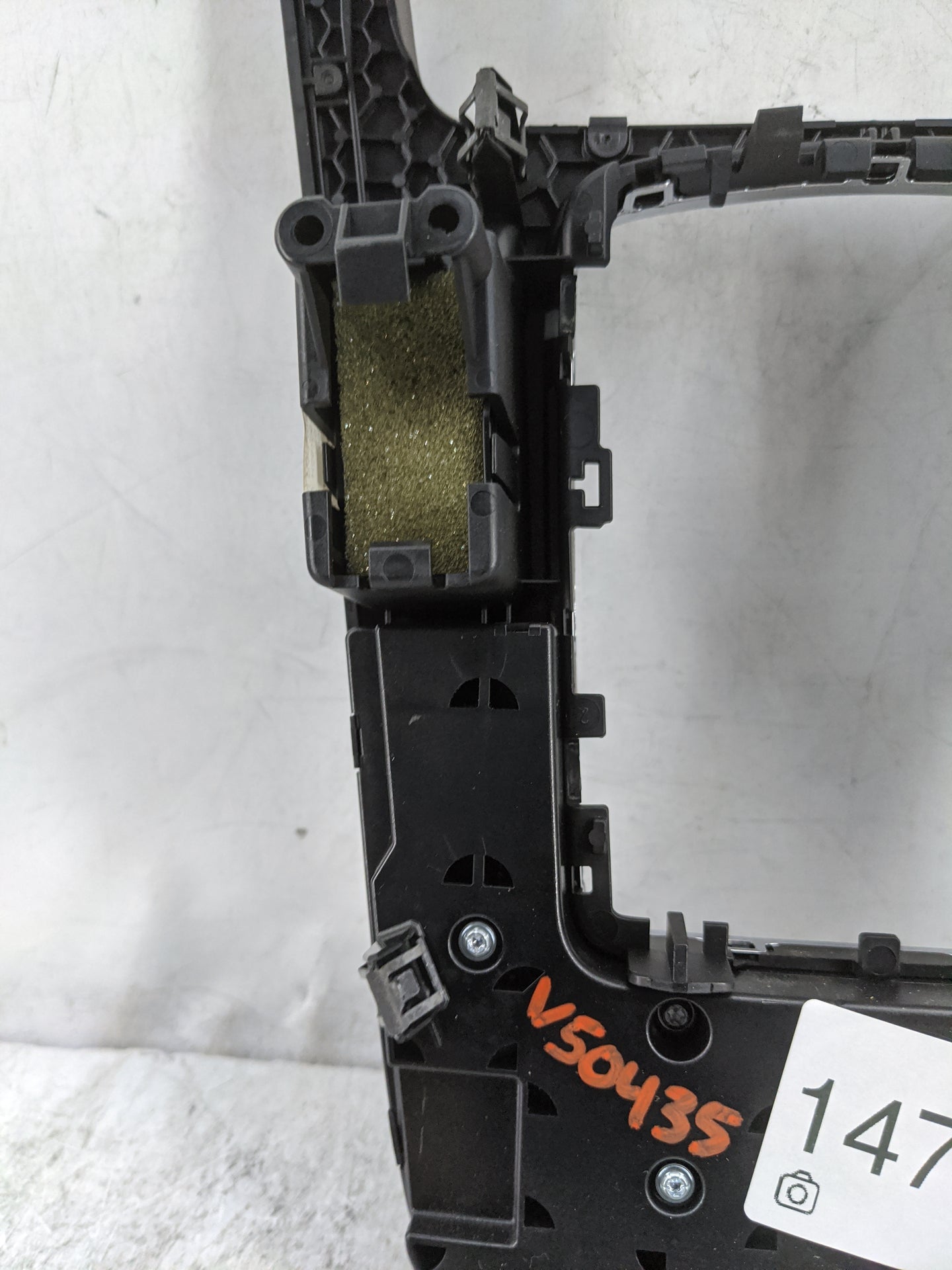 2010-2012 Audi A5 Radio Control Panel 1478271 - Oemusedautoparts1.com