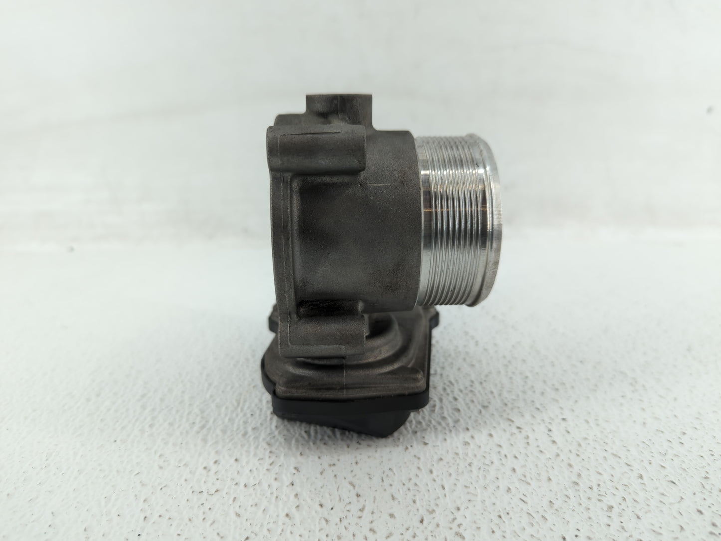 2010-2017 Audi A5 Throttle Body P/N:06F 133 062 T 06F 133 062 Q Fits OEM Used Auto Parts - Oemusedautoparts1.com