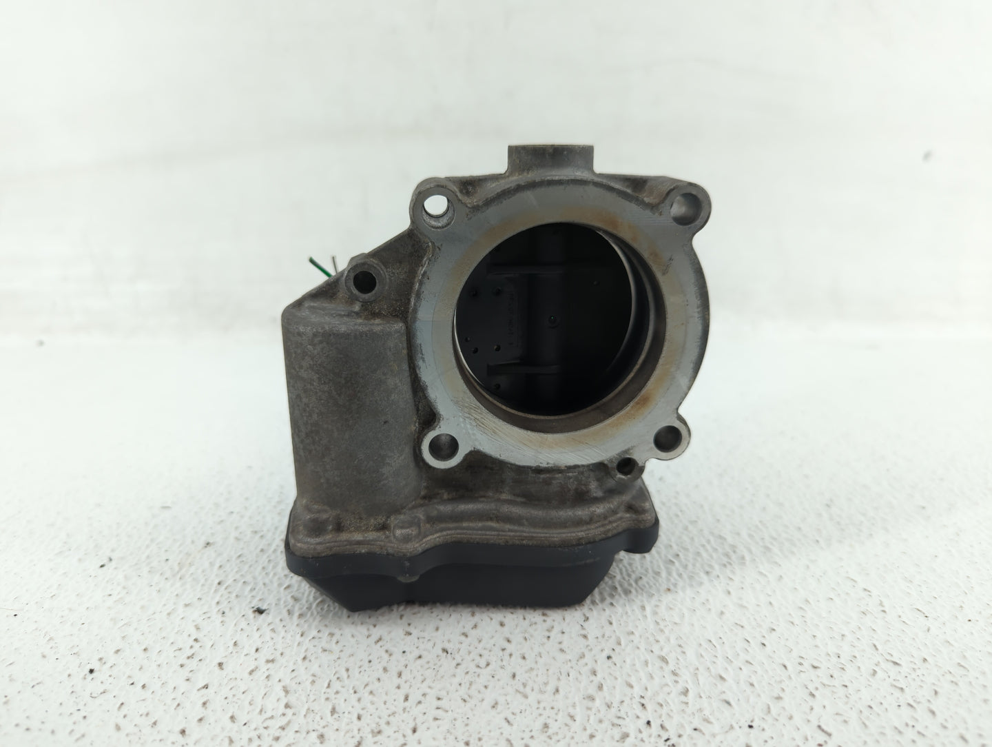 2010-2017 Audi A5 Throttle Body P/N:06F 133 062 T 06F 133 062 Q Fits OEM Used Auto Parts - Oemusedautoparts1.com