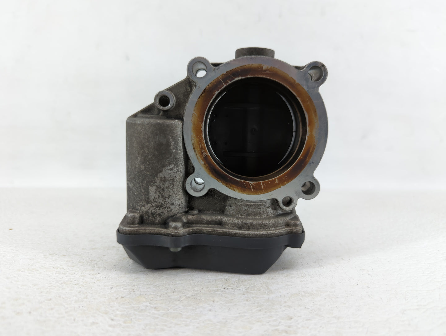 2010-2017 Audi A5 Throttle Body P/N:06F 133 062 T 06F 133 062 Q Fits OEM Used Auto Parts - Oemusedautoparts1.com