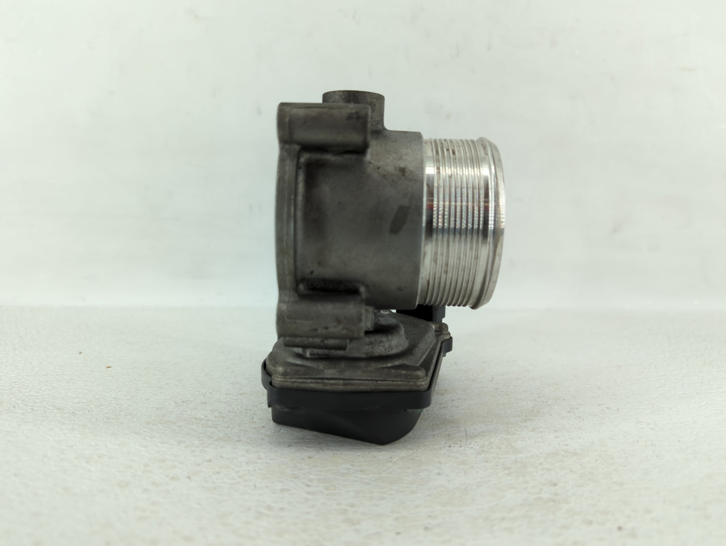 2010-2017 Audi A5 Throttle Body P/N:06F 133 062 T 06F 133 062 Q Fits OEM Used Auto Parts - Oemusedautoparts1.com