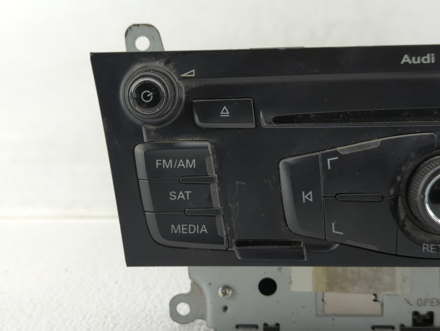 2010-2017 Audi A5 Radio AM FM Cd Player Receiver Replacement P/N:8T1 035 186 R Fits Fits 2010 2011 2012 2013 2014 2015 2016 