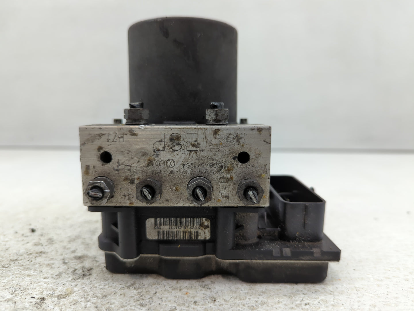 2010-2012 Audi A5 ABS Pump Control Module Replacement P/N:8K0 614 547EH Fits Fits 2010 2011 2012 OEM Used Auto Parts - Oemus
