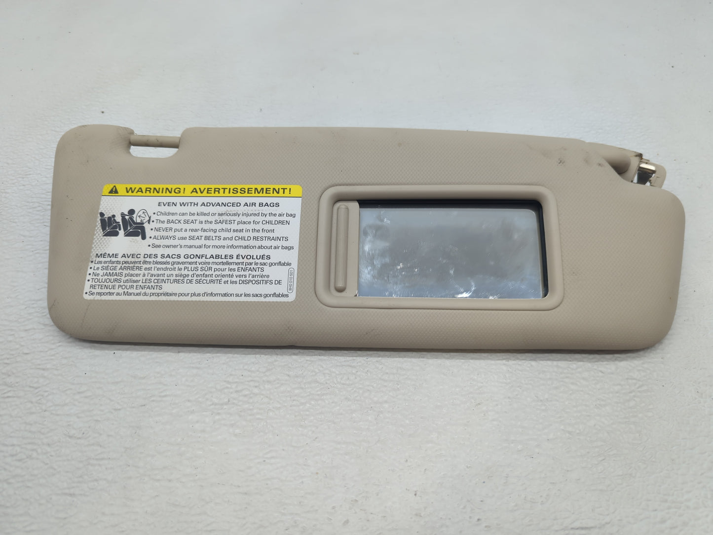 2012-2013 Audi A5 Sun Visor Shade Replacement Passenger Right Mirror Fits Fits 2012 2013 OEM Used Auto Parts - Oemusedautopa