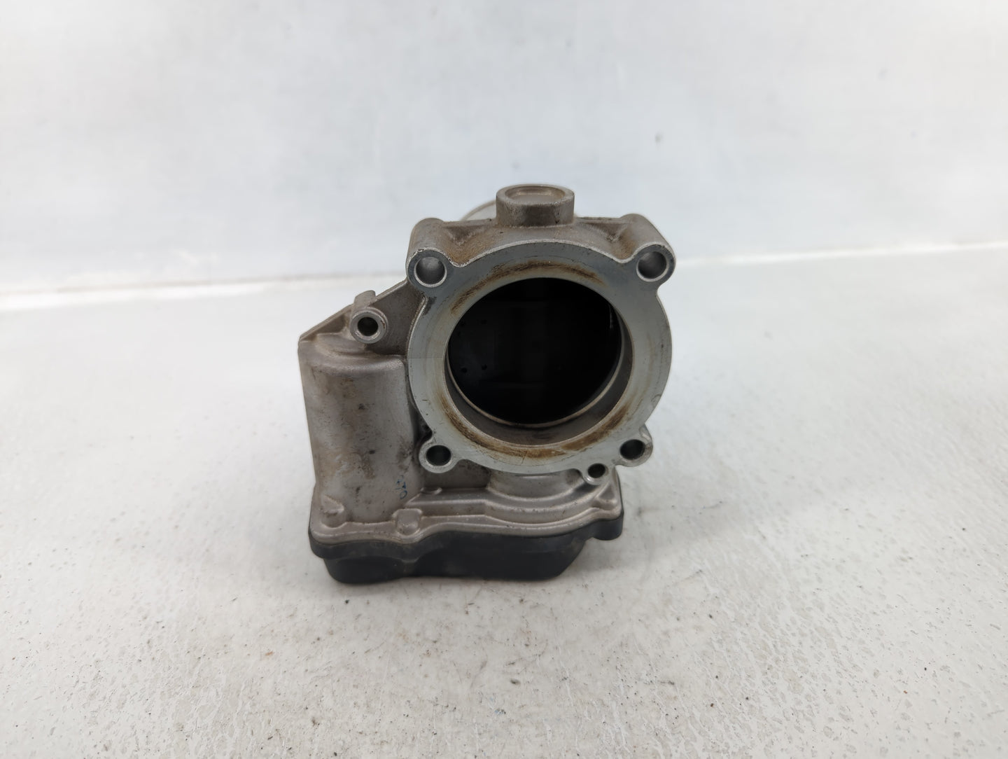2010-2017 Audi A5 Throttle Body P/N:A2C53390403 06F 133 062 Q Fits OEM Used Auto Parts - Oemusedautoparts1.com