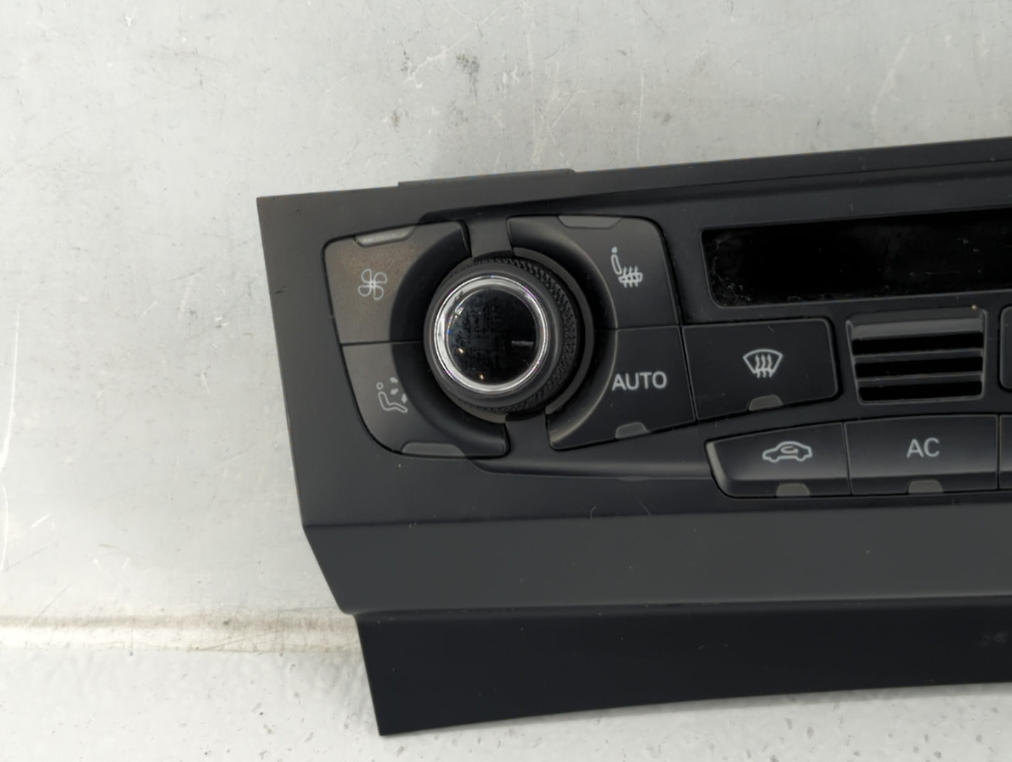 2010-2013 Audi A5 Climate Control Module Temperature AC/Heater Replacement P/N:8T1 820 043 AQ Fits Fits 2009 2010 2011 2012 
