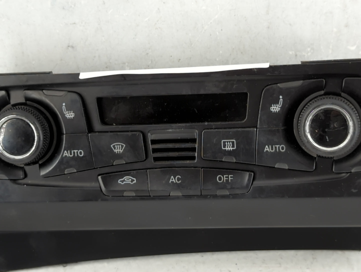 2008-2013 Audi A5 Climate Control Module Temperature AC/Heater Replacement P/N:8T1 820 043 AQ 811 820 043 AQ Fits OEM Used A
