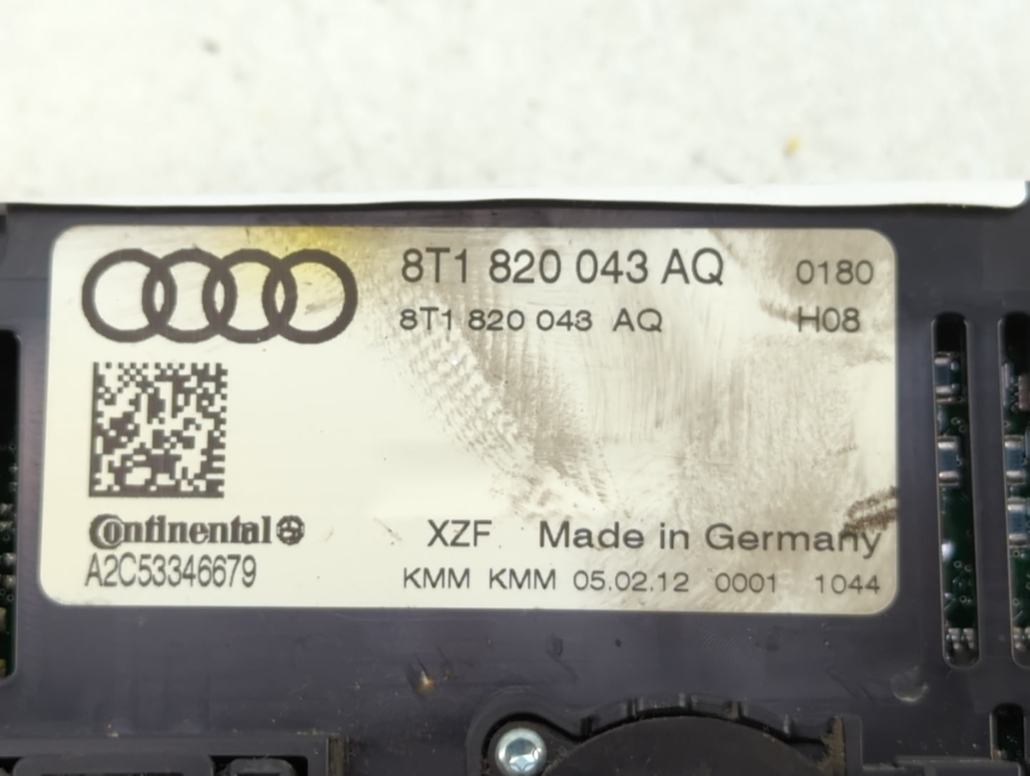 2008-2013 Audi A5 Climate Control Module Temperature AC/Heater Replacement P/N:8T1 820 043 AQ 811 820 043 AQ Fits OEM Used A