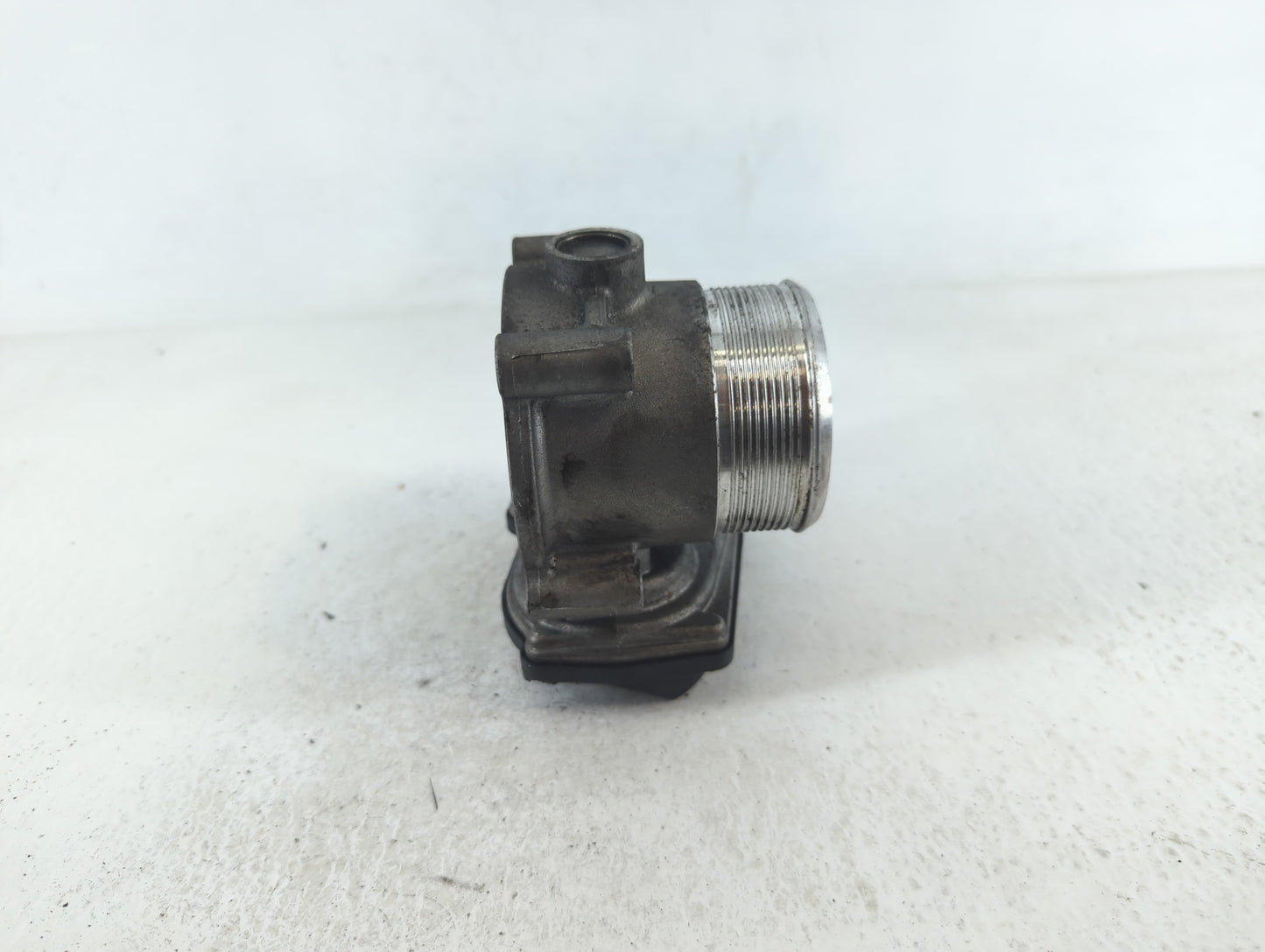 2010-2017 Audi A5 Throttle Body P/N:06F 133 062 Q A2C53390403 Fits OEM Used Auto Parts - Oemusedautoparts1.com