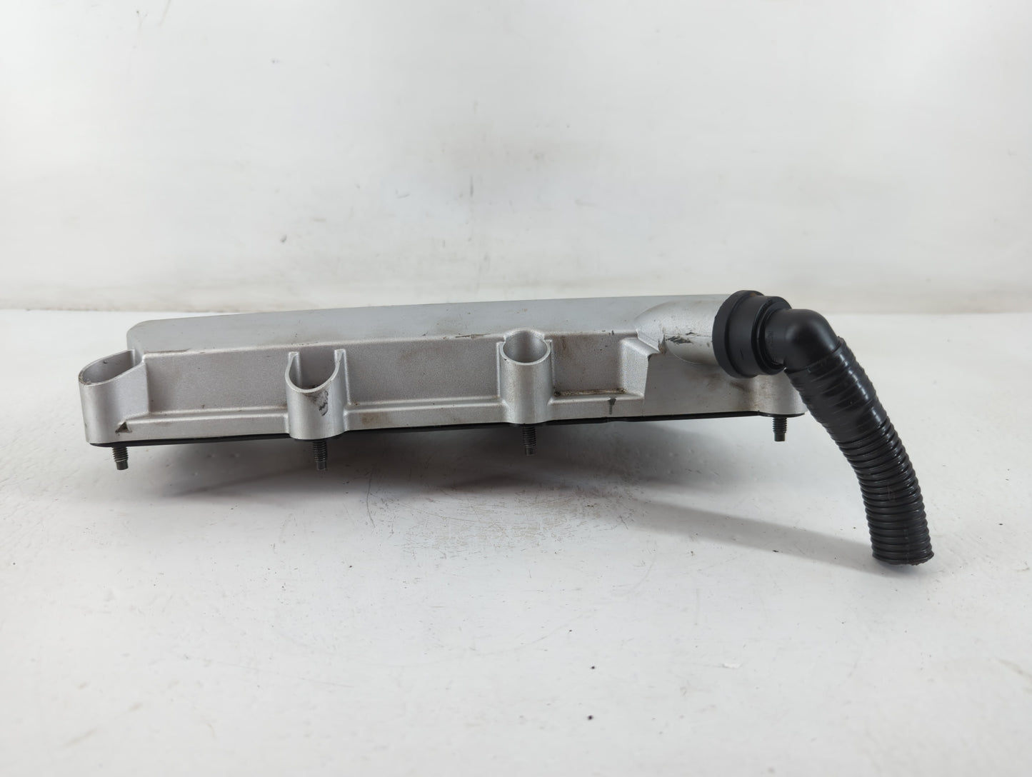 2012 Audi A5 Driver Left Cylinder Head Valve Cover Fits OEM Used Auto Parts - Oemusedautoparts1.com