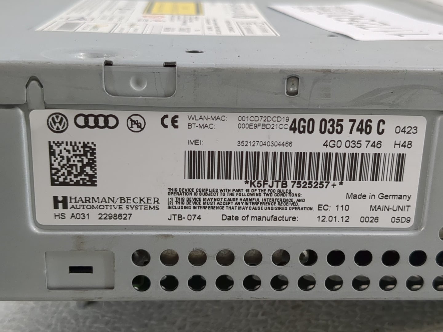 2012-2013 Audi A6 Radio AM FM Cd Player Receiver Replacement P/N:4G0 035 746 C Fits Fits 2012 2013 OEM Used Auto Parts - Oem