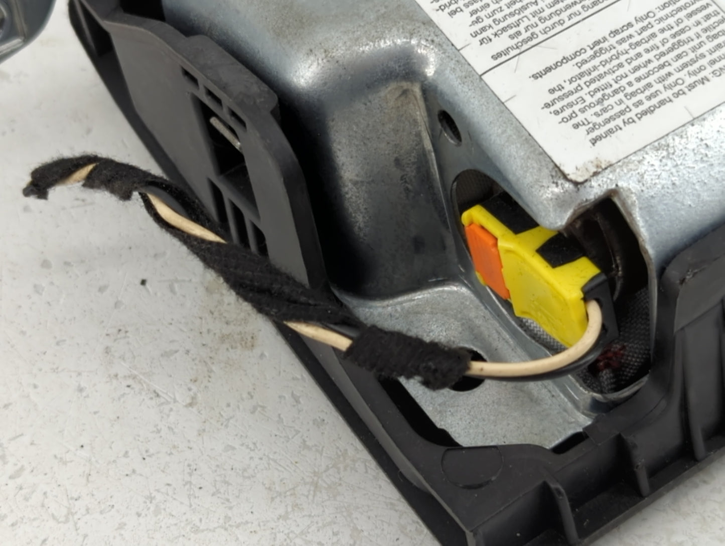 2012-2018 Audi A6 Air Bag Passenger Right Knee OEM P/N:4G8 880 842 A Fits Fits 2012 2013 2014 2015 2016 2017 2018 OEM Used A