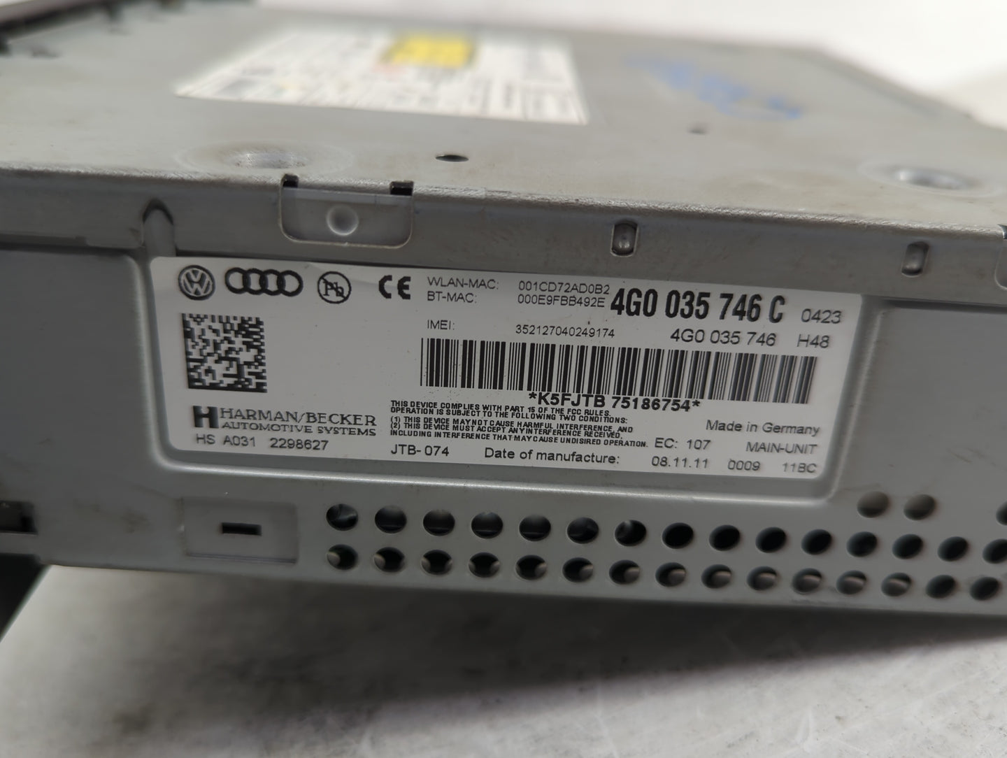 2012-2013 Audi A6 Radio AM FM Cd Player Receiver Replacement P/N:4G0 035 746 C Fits Fits 2012 2013 OEM Used Auto Parts - Oem